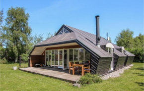 Beautiful Home In Samsø With Wifi
